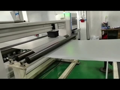 Une feuille de plastique sur mesure de 100 microns pour la production de permis de conduire