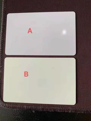 Imprimable thermiquement en PVC Carte vierge Carte vierge Cr80 54*85.6mm Pour la production de cartes