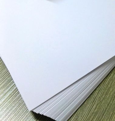 Dimension d'épaisseur 0,12-0,76 mm Impression offset sur feuille de PVC pour l'industrie des cartes en plastique