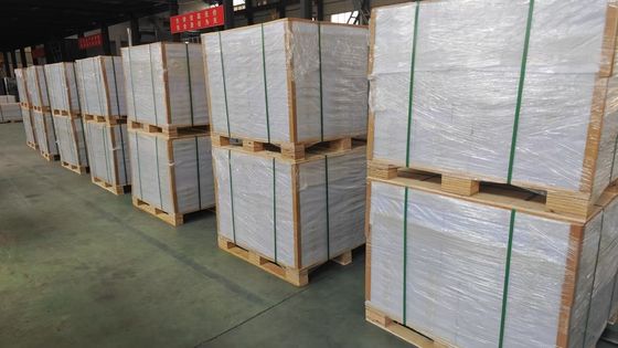 Heidelberger Feuille imprimable Offset blanc Impression en plastique Feuille de base 0,30 mm Pour la production de cartes bancaires