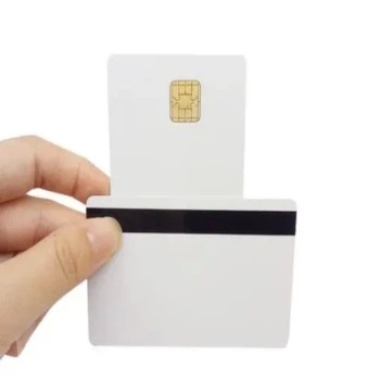 Point Vicat autour de 74-80 Feuille PETG durable pour la production de corps de cartes Haute transparence et polyvalence