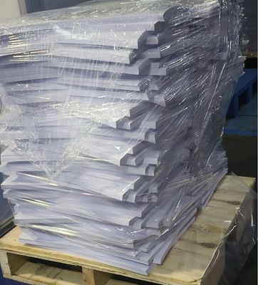 Feuille de PVC imprimable à jet d'encre blanche avec une résistance à l' écaillage élevée pour des images haute résolution et des tailles personnalisées