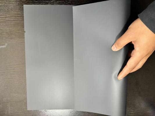 Matériau de carte PET intelligente sans contact personnalisable avec une longue durée de vie pour une gestion sécurisée de l'accès