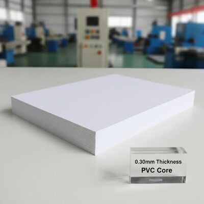 0.30 mm épaisseur Offset imprimable en PVC feuille de base pour la production de cartes bancaires