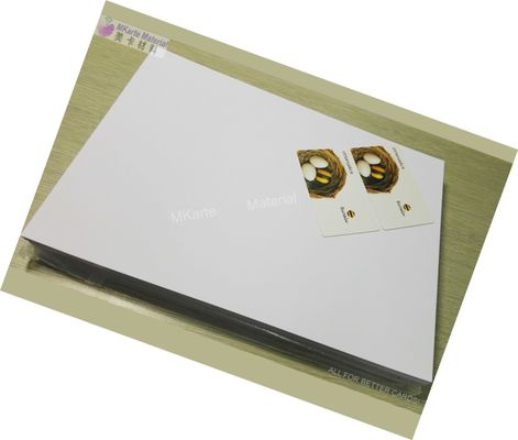 Feuille de noyau de PVC de production de Smart Card les deux côtés sans le revêtement de colle