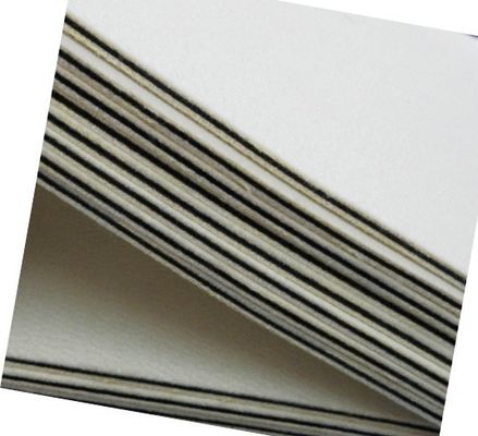 Matériel de laine de coussin de feutre de protection stratifié par blanc d'A4 3mm pour la stratification de carte de RFID