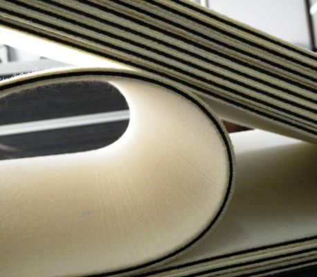 Matériel de laine de coussin de feutre de protection stratifié par blanc d'A4 3mm pour la stratification de carte de RFID