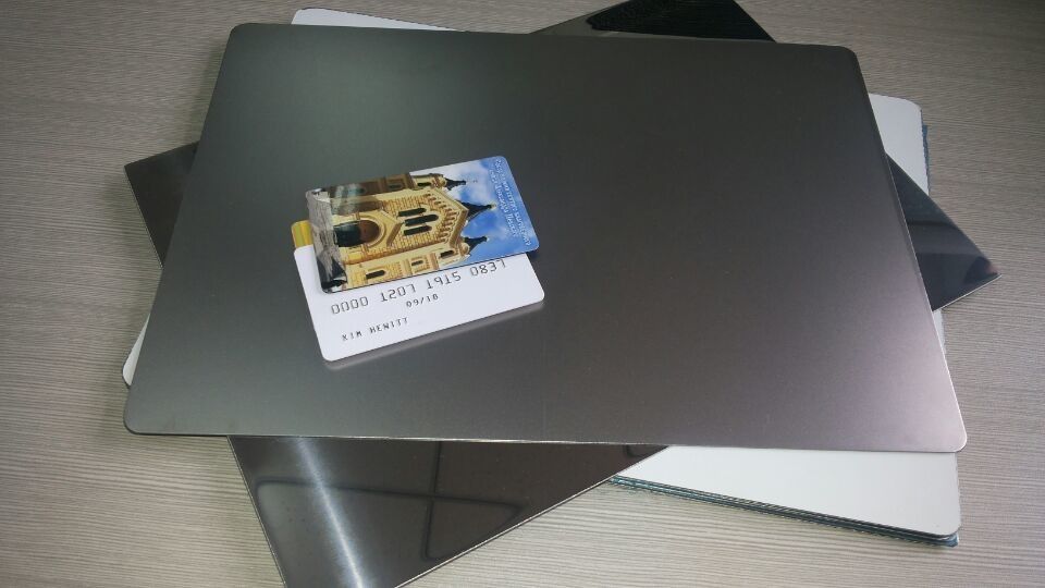 Plaque d'acier de stratification inoxydable de miroir de finition de matériel en plastique brillant élevé de carte pour la stratification