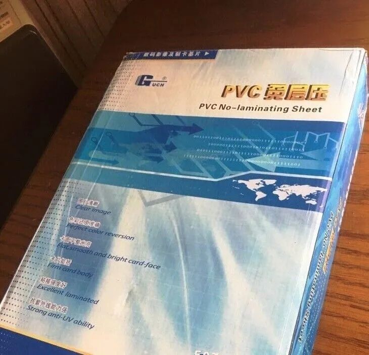 Feuille non laminée durable résistant à la chaleur à 130°C - 160°C pour l'impression au laser et à jet d'encre en couleurs blanches et transparentes et en format A4, A3, A3+