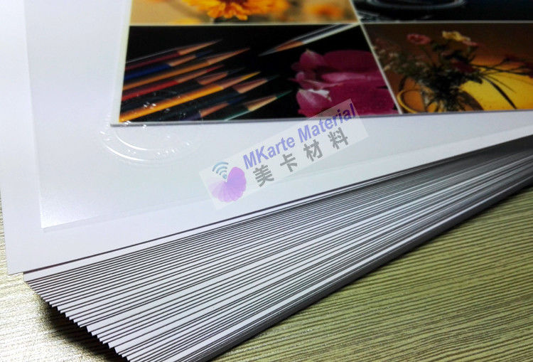 Digital imprimant la feuille de PVC Konica MDP-KM-W pour la production de carte